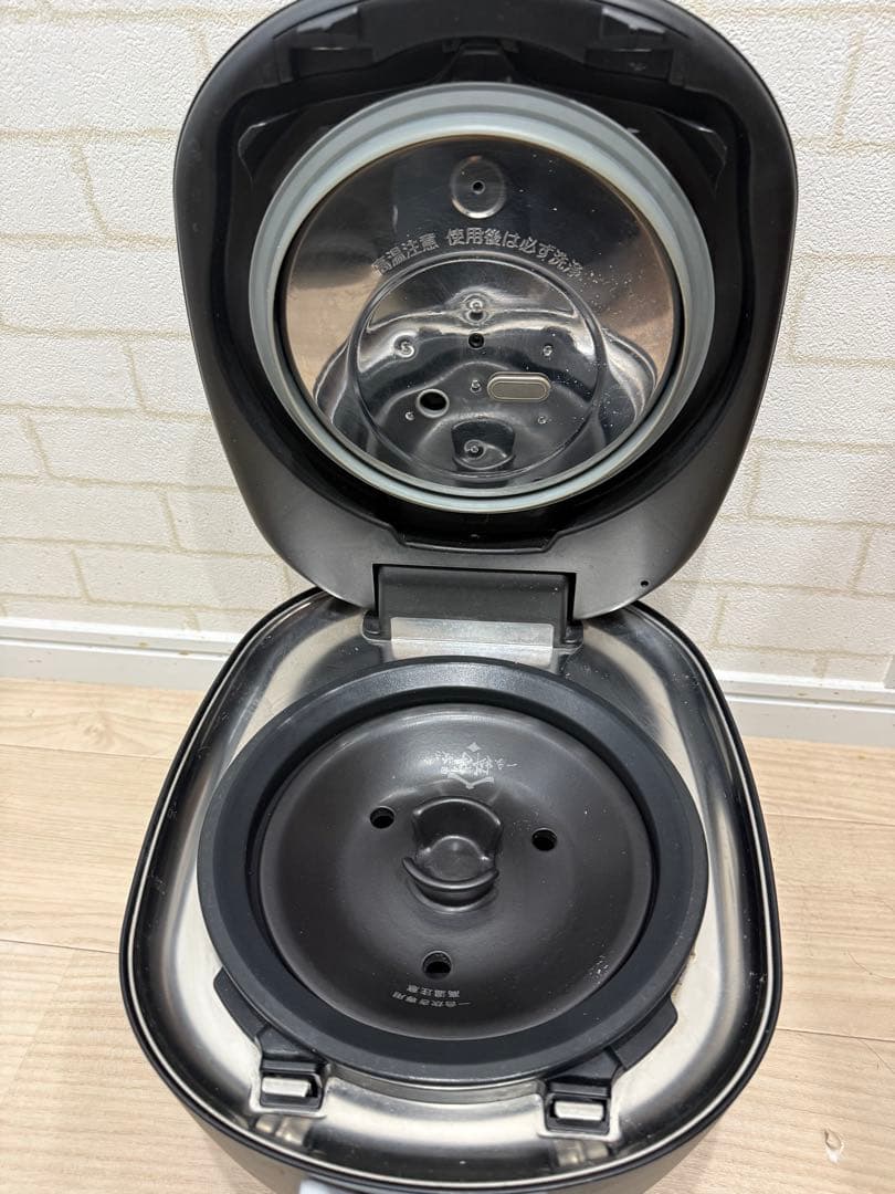 【中古】tiger タイガー 圧力IHジャー炊飯器 JRX-100-kt 23年