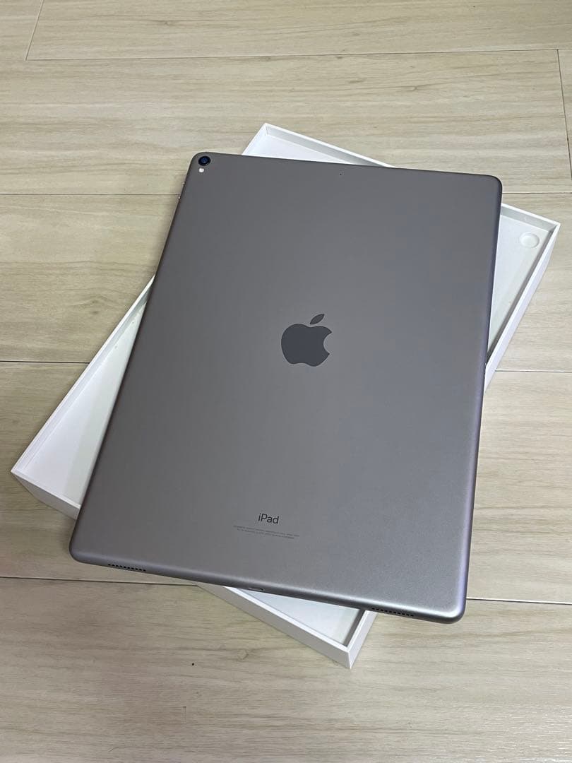 【おまけ付】iPad Pro 12.9 256gb 2017 第２世代Wi-Fi