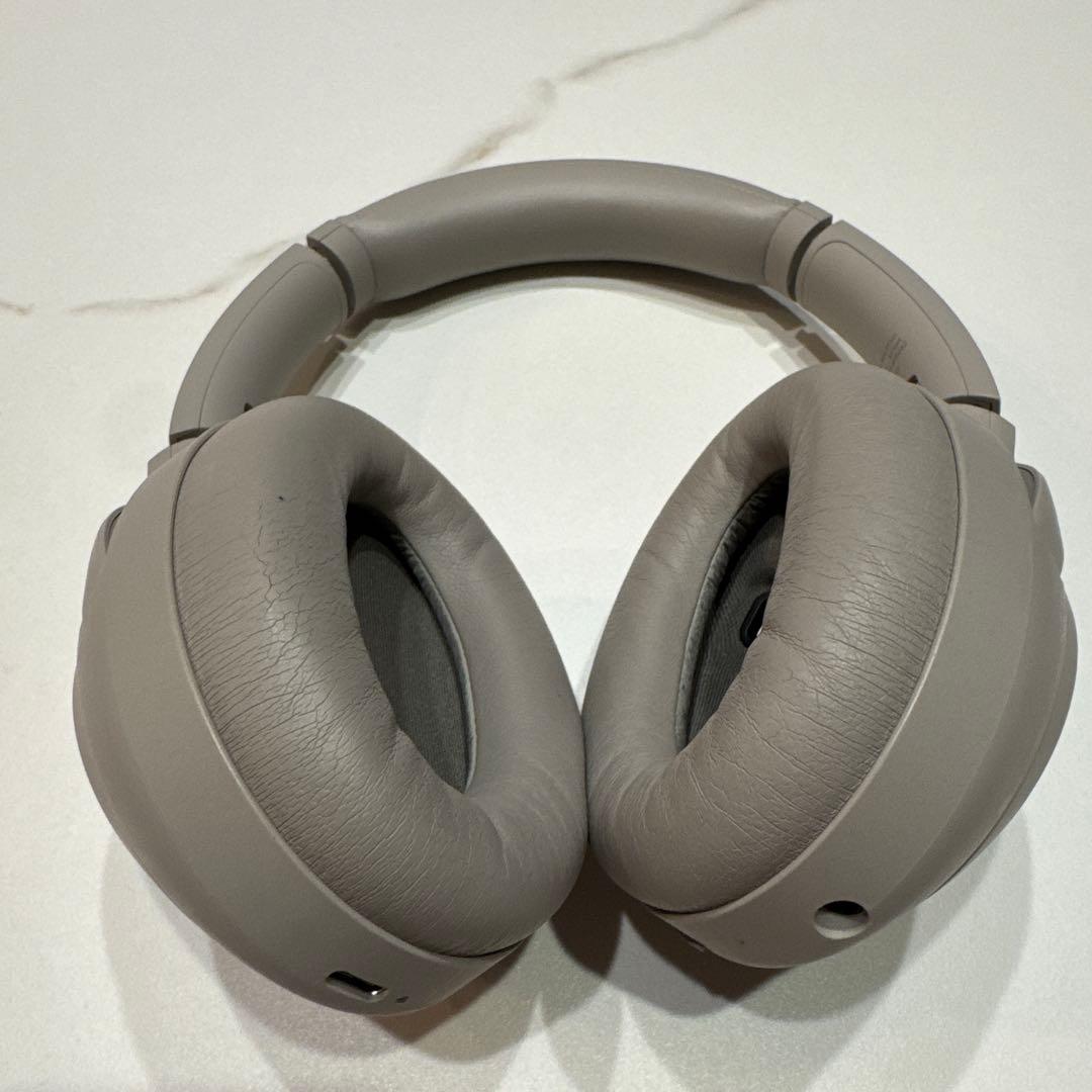 SONY WH-1000XM4ヘッドホン　ケース付き