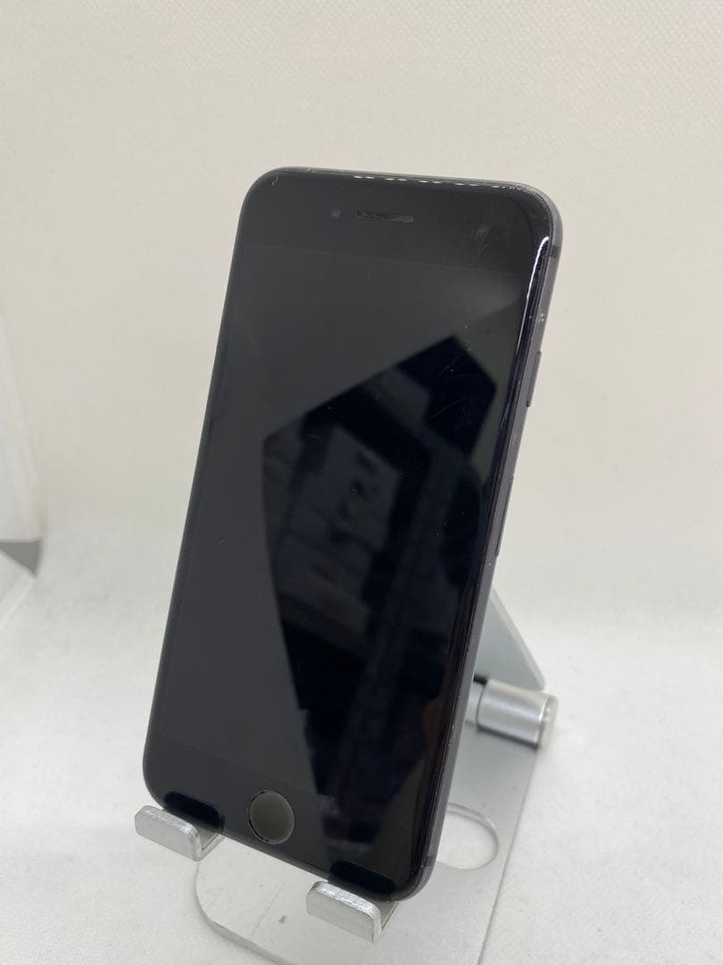 iPhone 8 256GB SIMフリー　77005