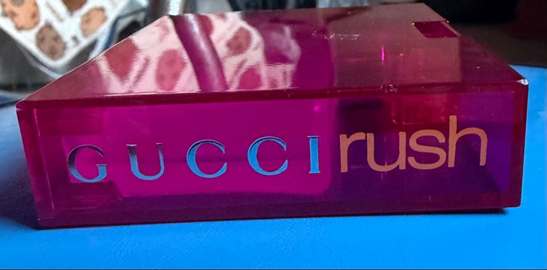 Gucci Rush 2香水 スプレータイプ ピンク（50ml中半分以下程度）