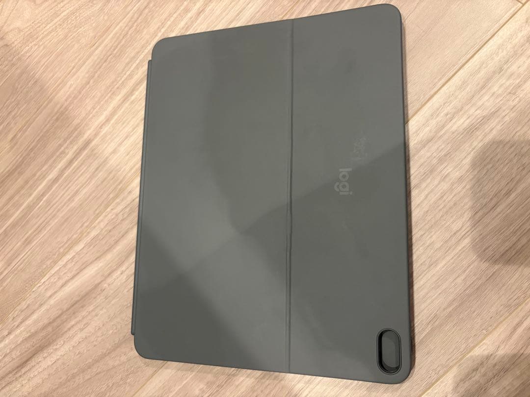 iPadアクセサリー Combo Touch for iPad / iPad Air13 M2&M3