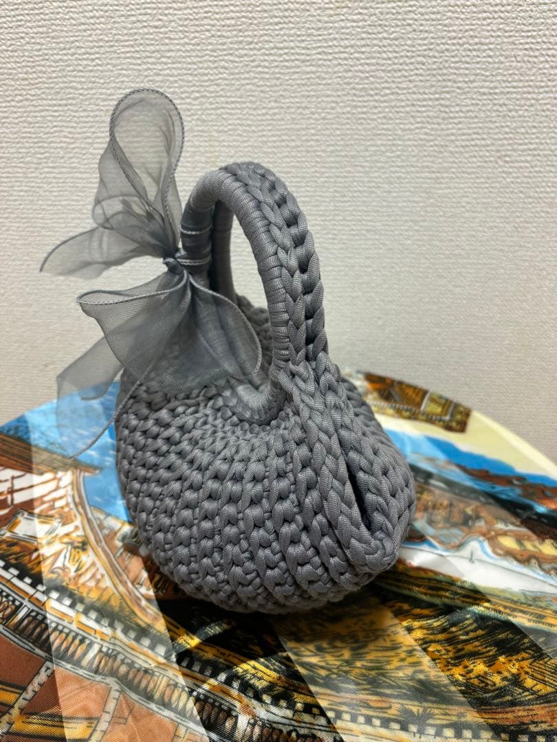 【ハンドメイド】グレー　Tシャツヤーン　DIYかぎ編み  リングハンドルバッグ