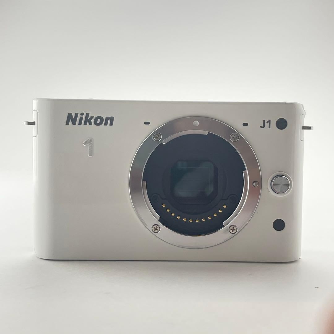 【訳あり・美品】Nikon1 J1 ホワイト ボディ
