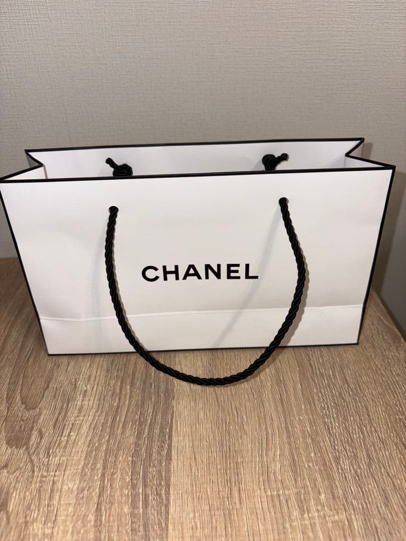 CHANEL N°1 マッサージアクセサリー