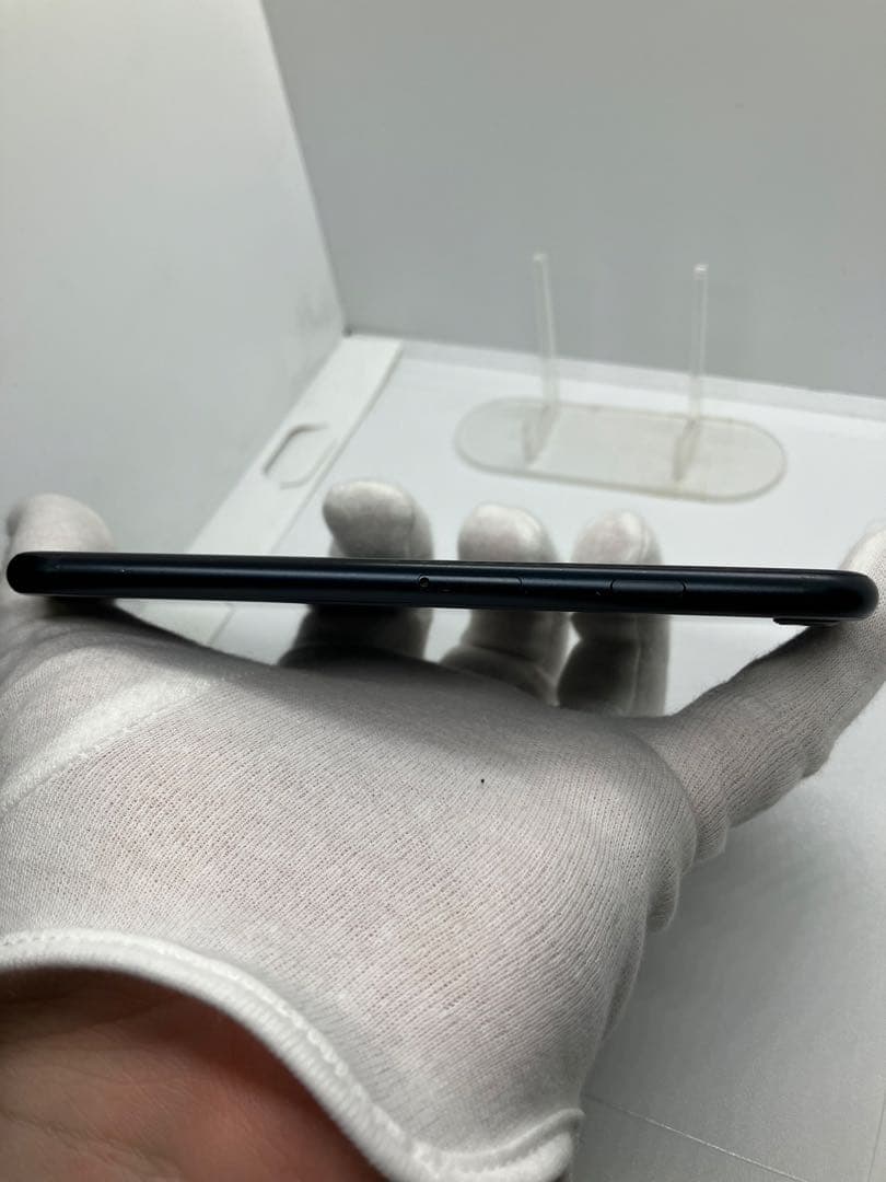 Apple iPhone SE3 64GB simフリー バッテリー100%美品