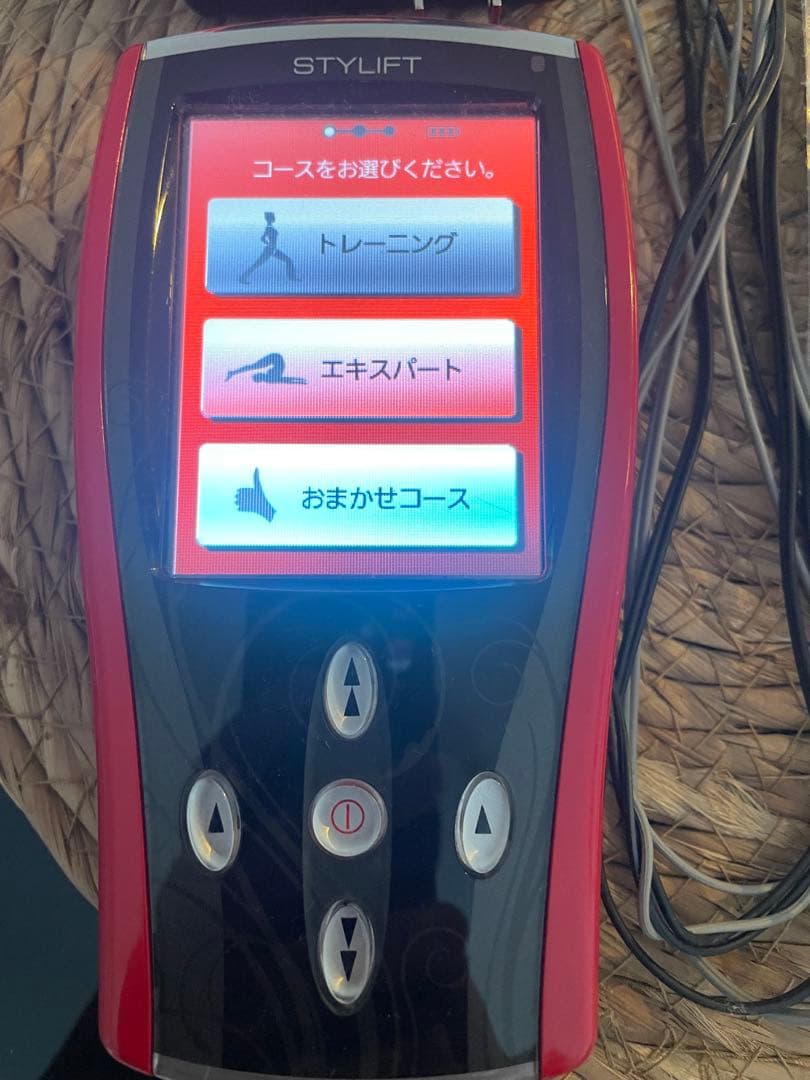 家庭用EMS【STYLIFT】 伊藤超短波株式会社