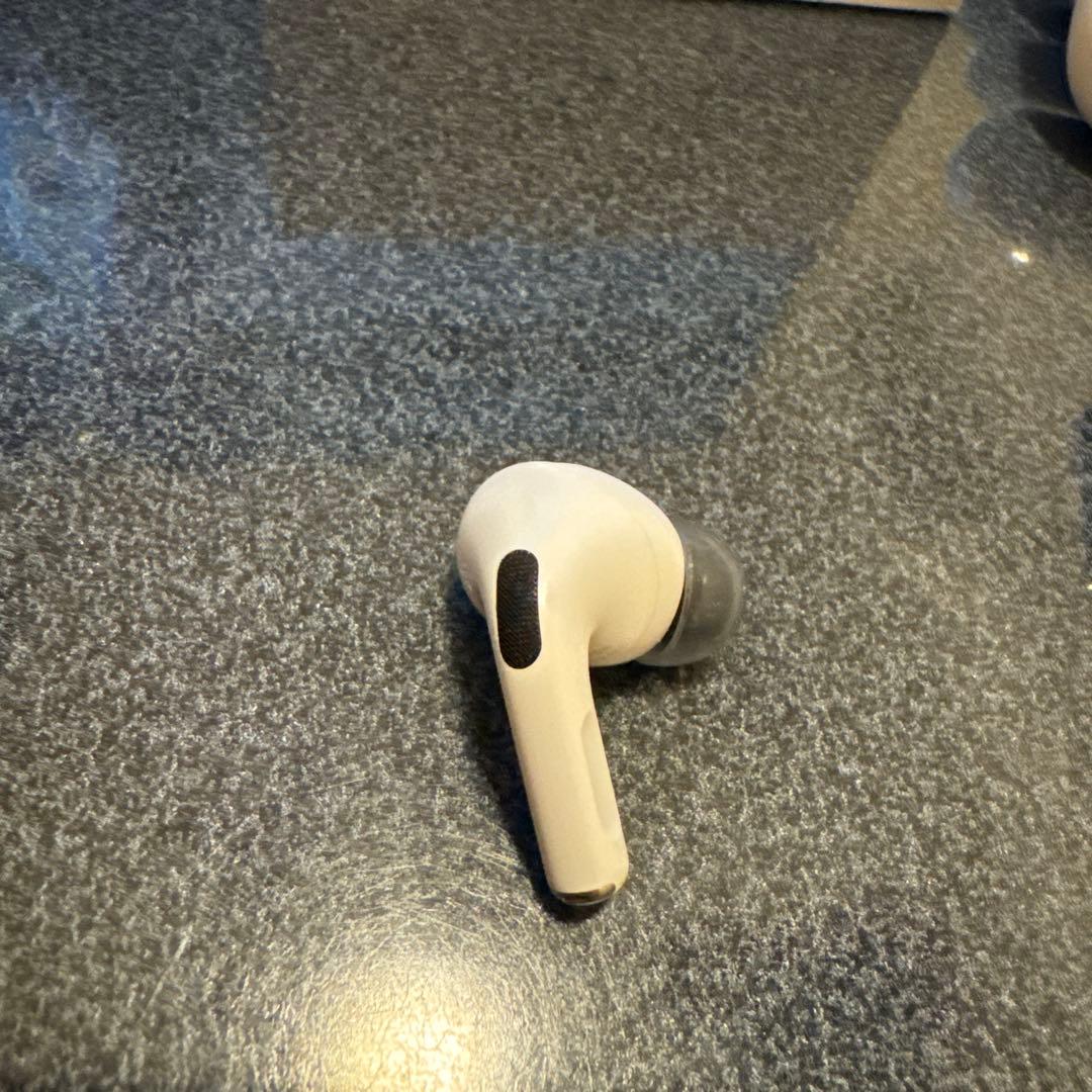 apple airpods pro 第2世代 USB-Type C