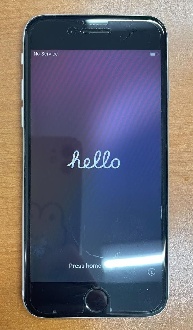 ま*ー様 動作確認済み iPhone SE 第2世代 64GB ID:G7700