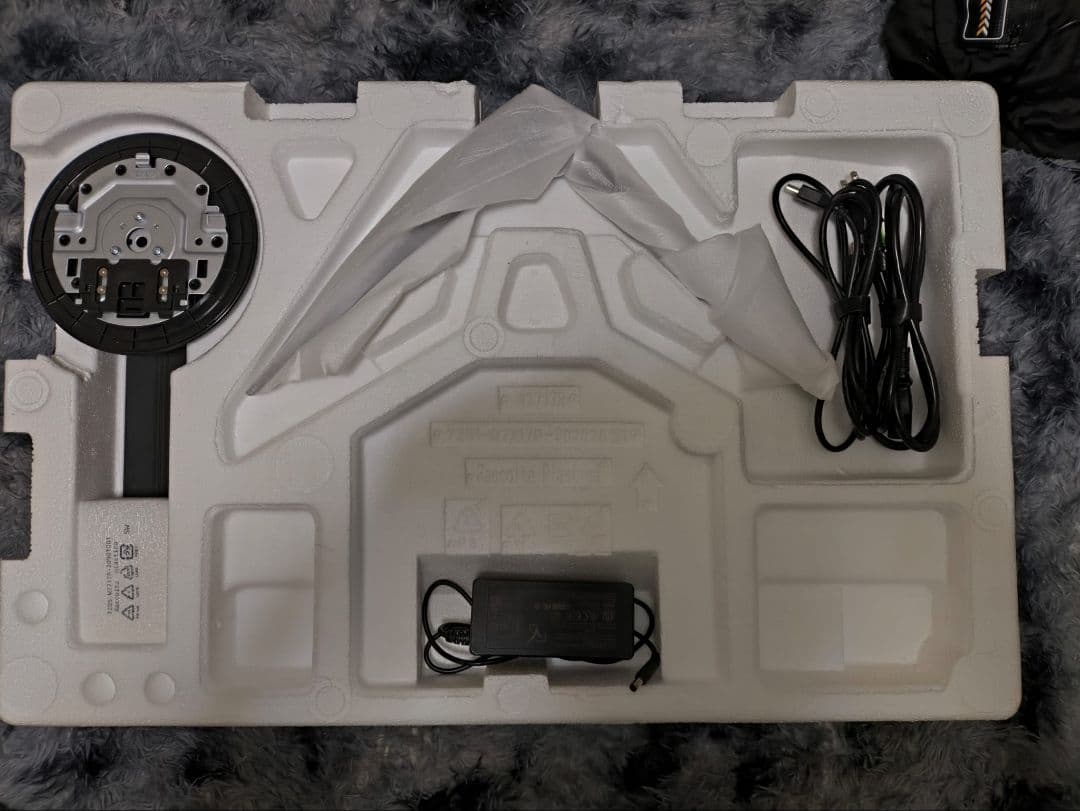 KTC 27インチ 湾曲モニター WQHD 180Hz 美品