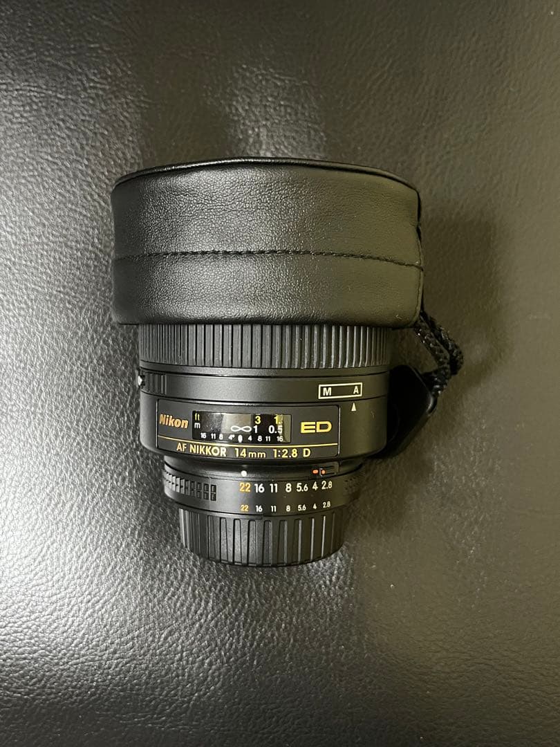 Nikon AF Nikkor 14mm f/2.8D ED レンズ