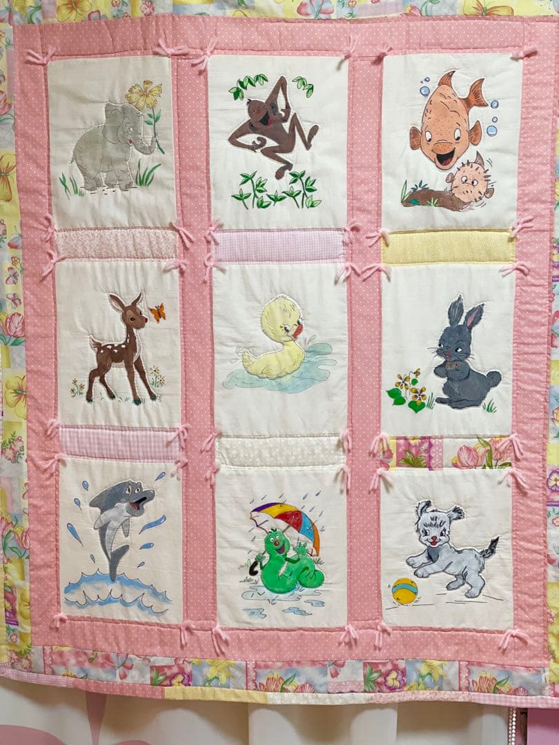 ⭐︎石田園芸さま専用⭐︎sold アンティークキルト＊アニマル刺繍キルト