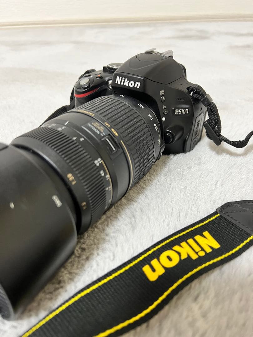 Nikon D5100 一眼レフ カメラ