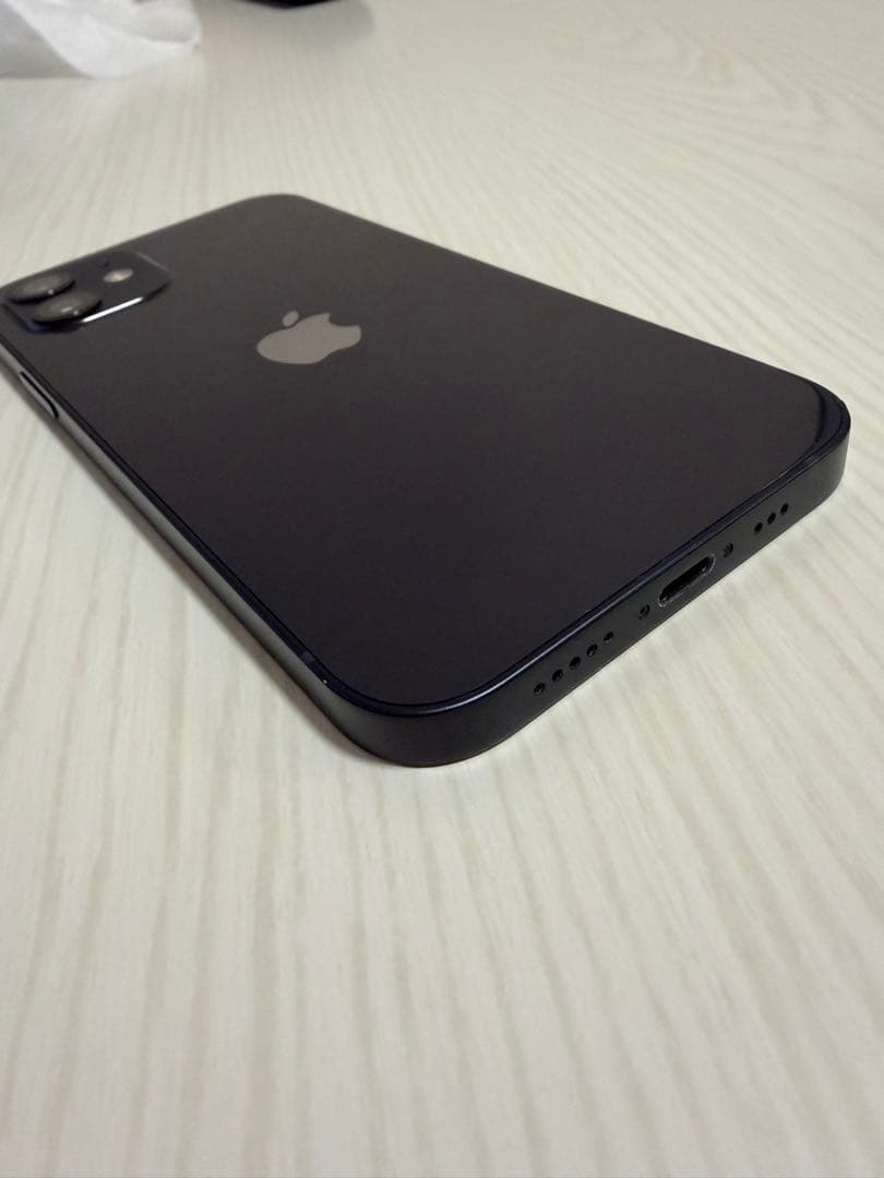 Apple iPhone 12 64ギガ ブラック 本体