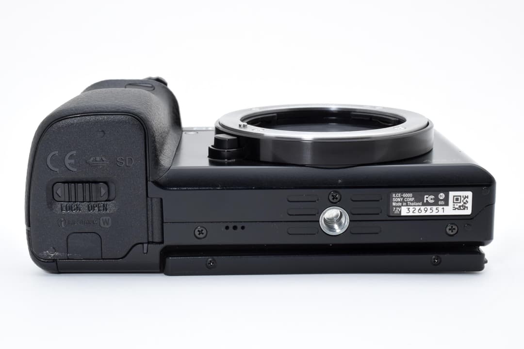 プ*ラ様 ■ 美品 ■ SONY α6000 箱付き S数9410回