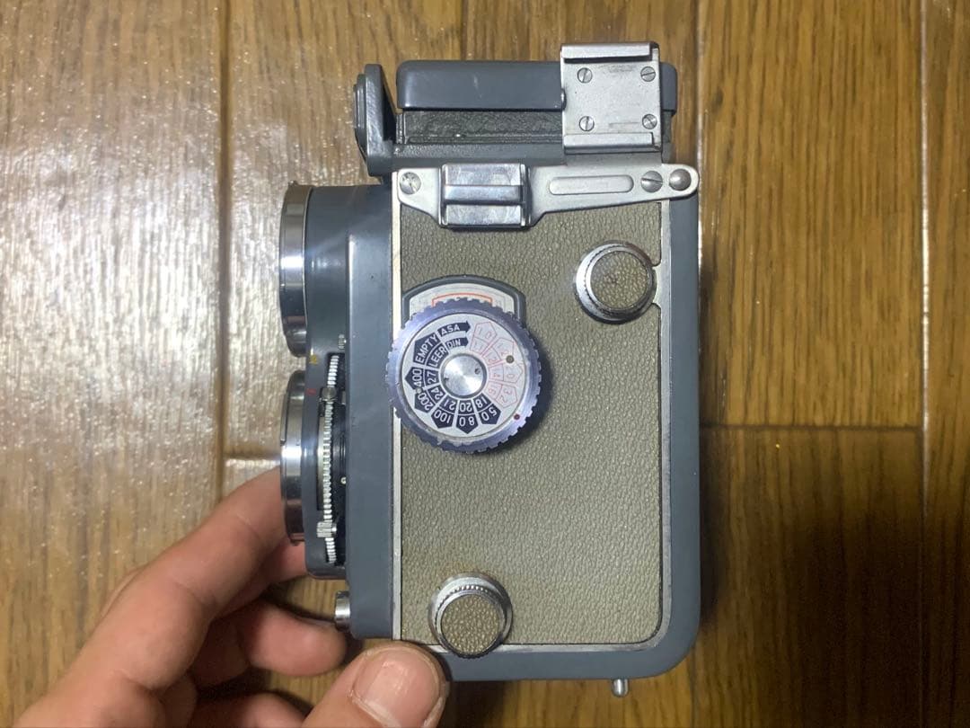 Yashica-44 二眼レフカメラ