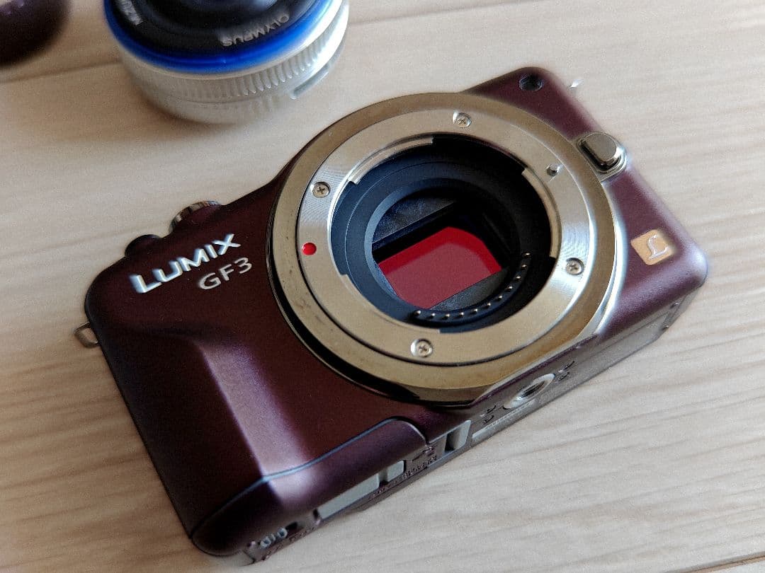 LUMIX GF3 と OLYMPUS 17mm 単焦点レンズのセット