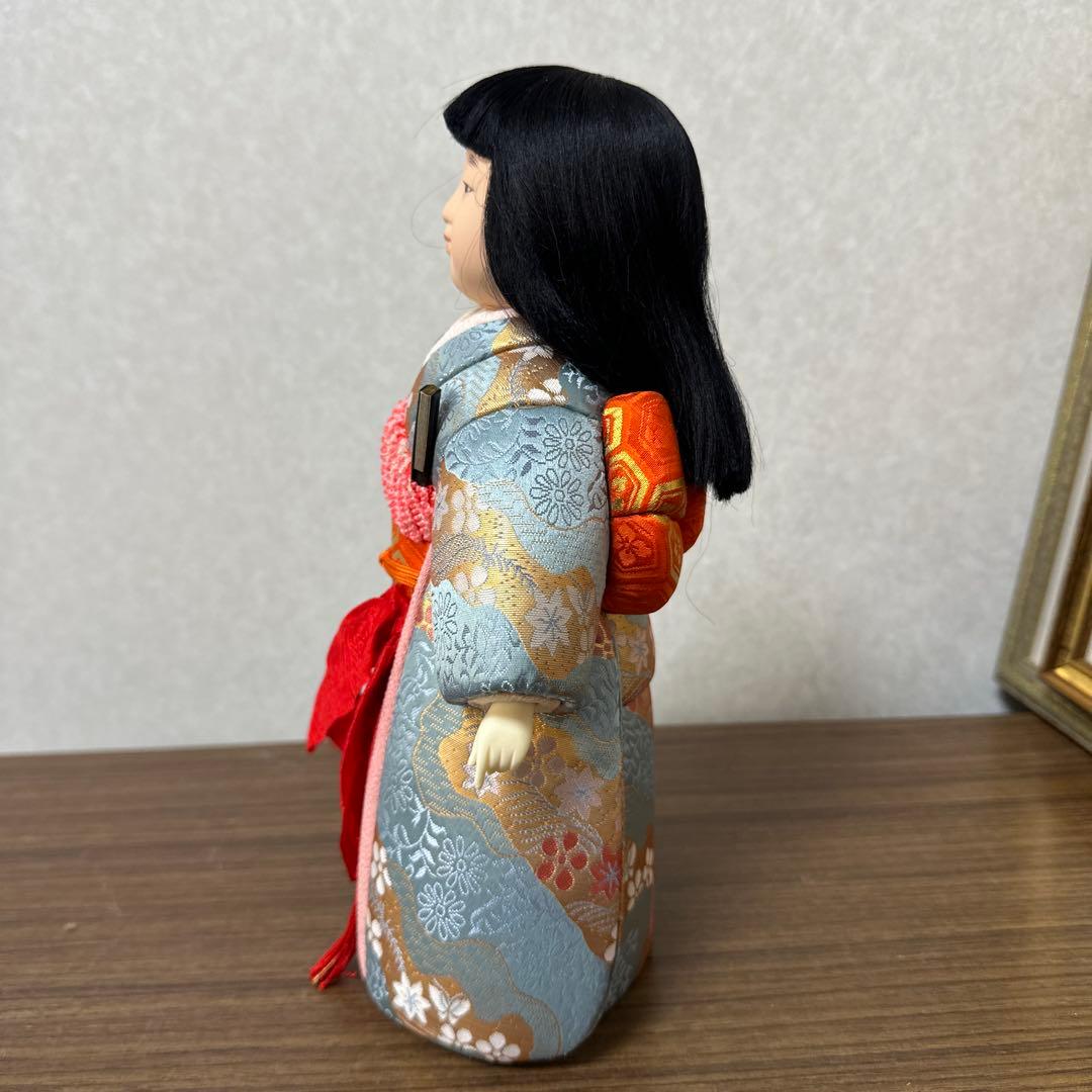 市松人形 青色とピンク色 着物