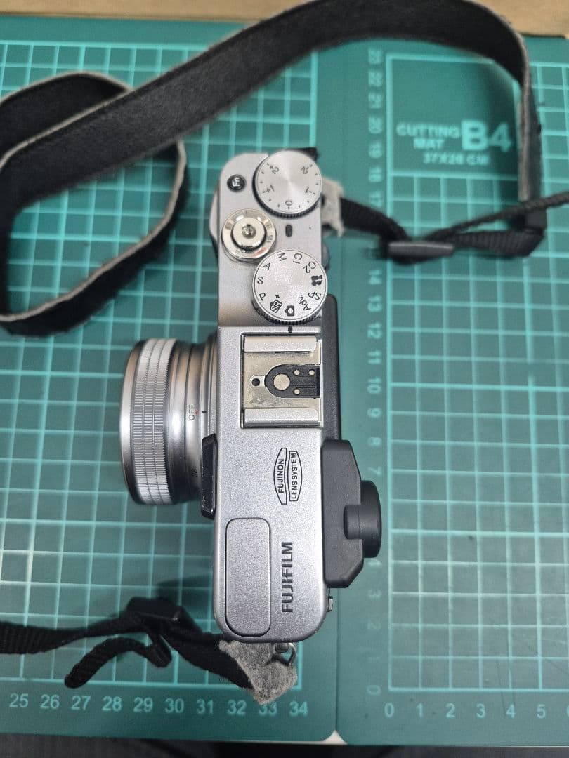 Fujifilm X20 コンパクトデジタルカメラ