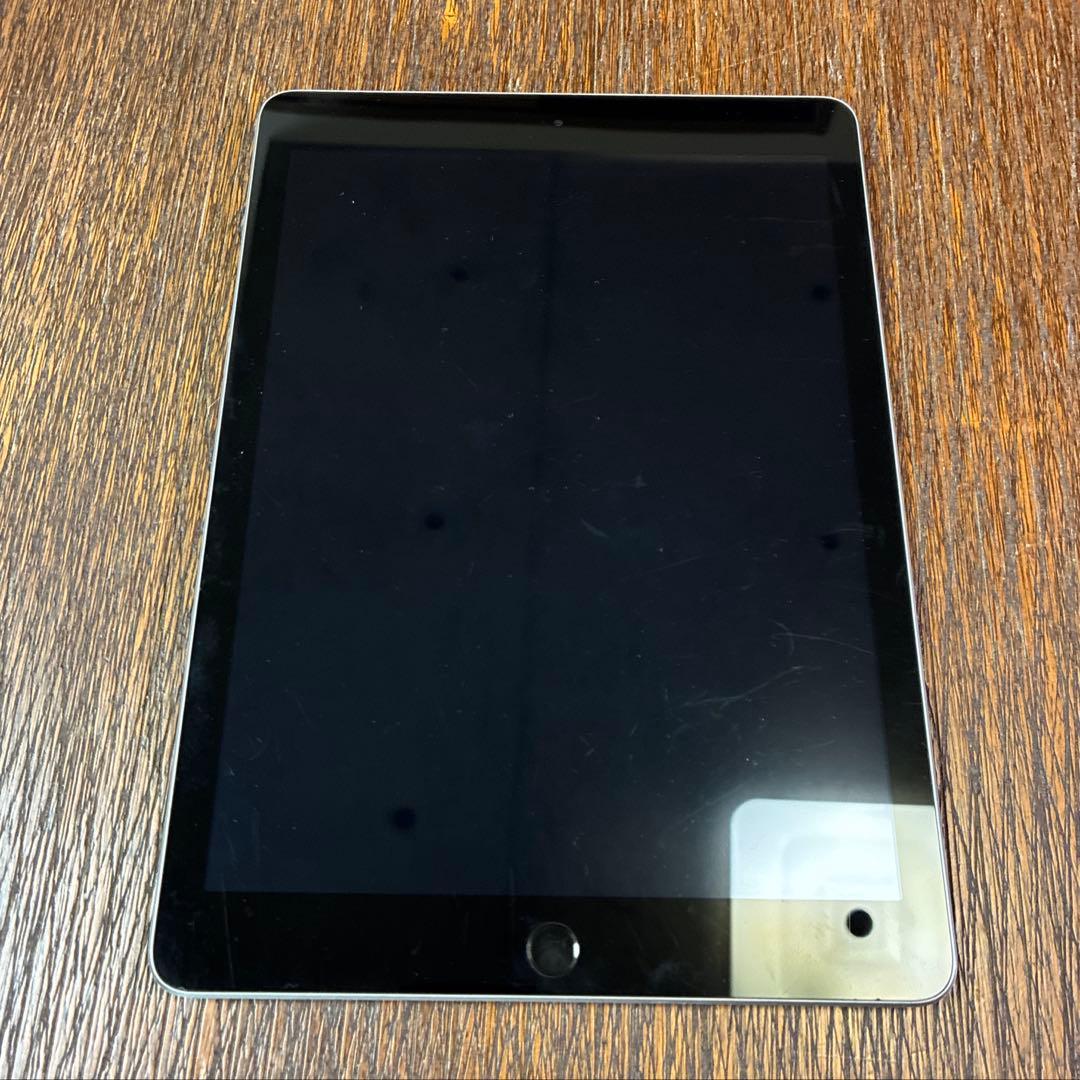 【値下げ】iPad 第5世代 32GB WIFIモデル