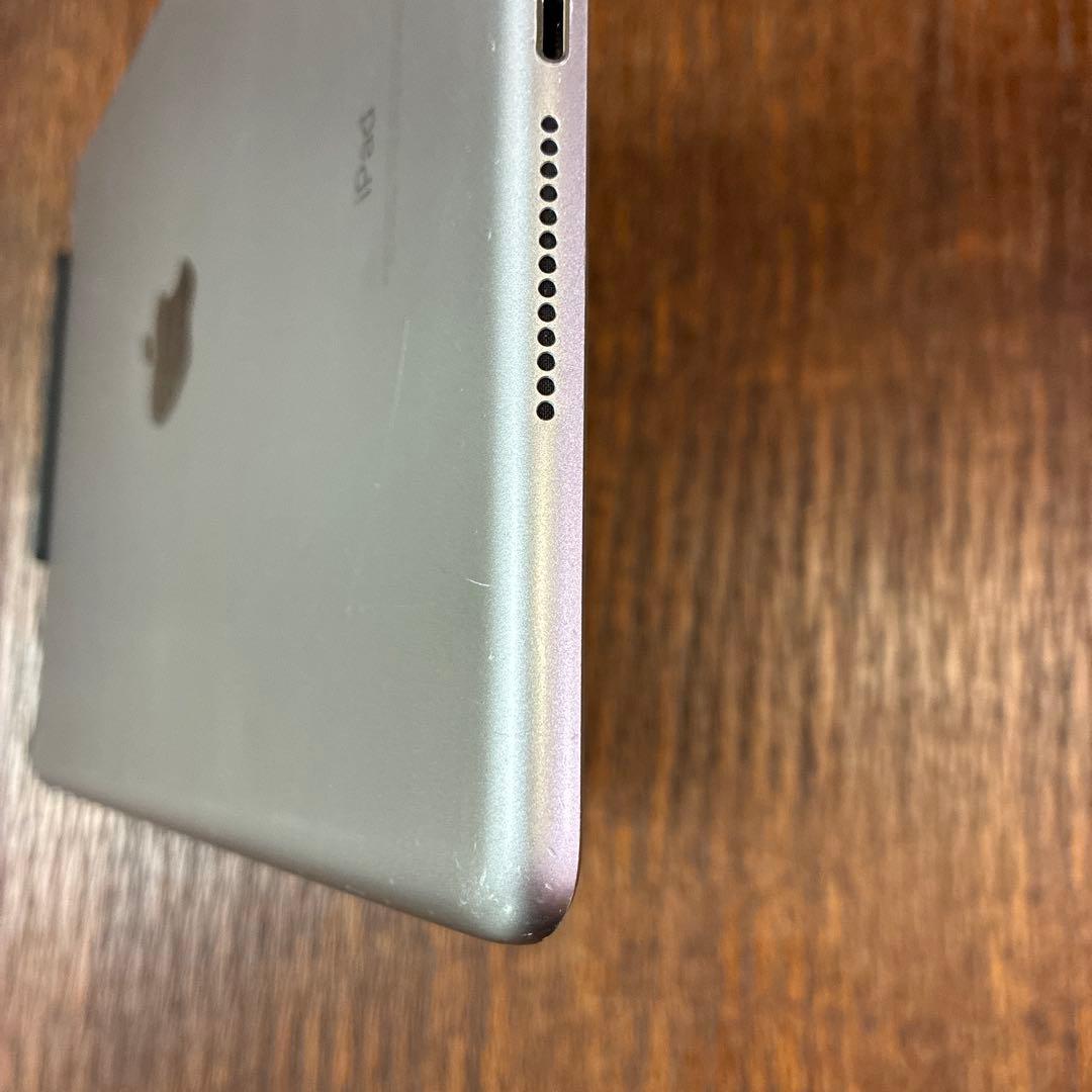 【値下げ】iPad 第5世代 32GB WIFIモデル