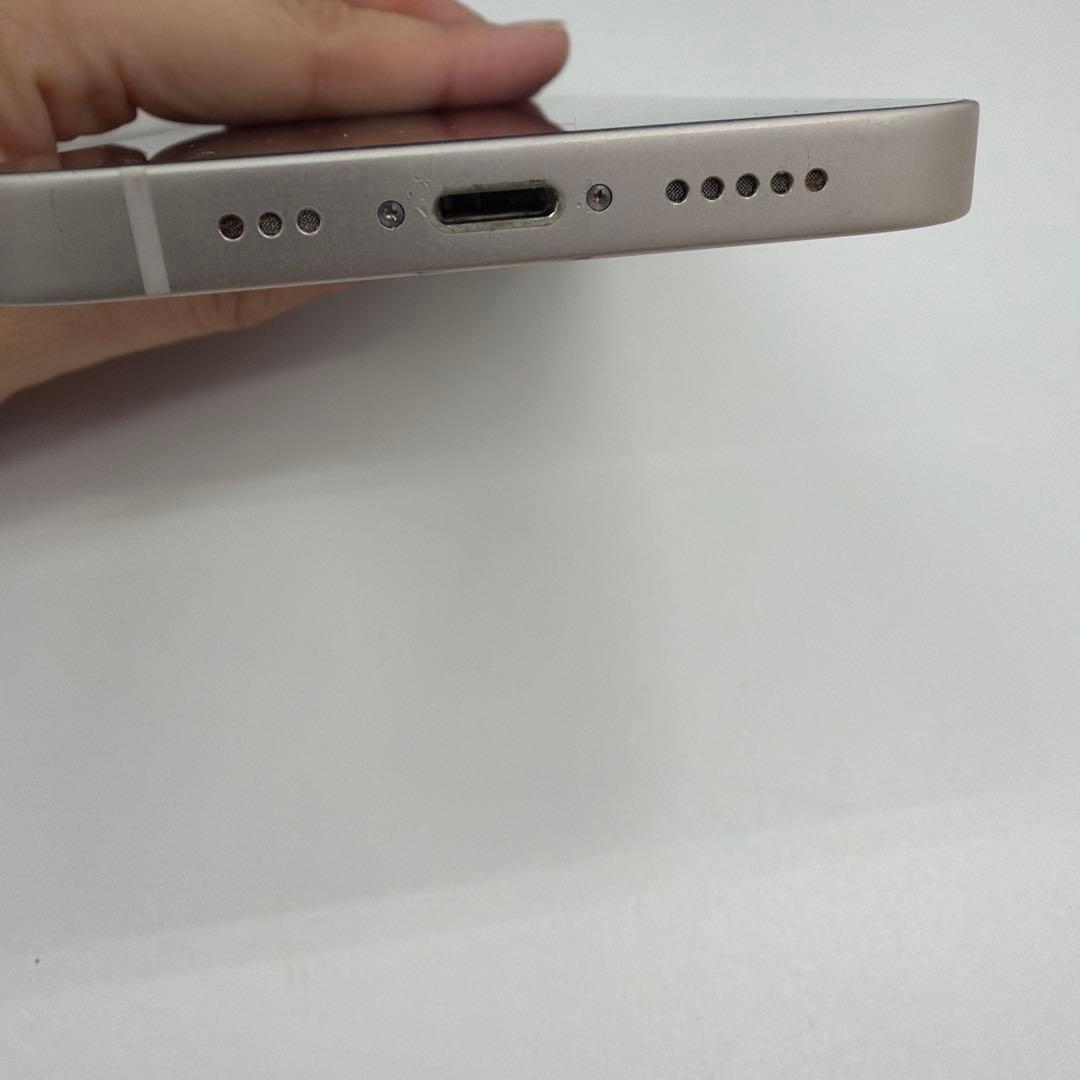 Apple iPhone13 ホワイト 本体　128