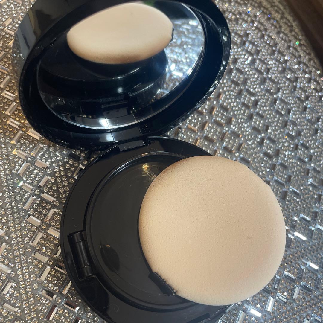 BOBBI BROWN クッションファンデーション