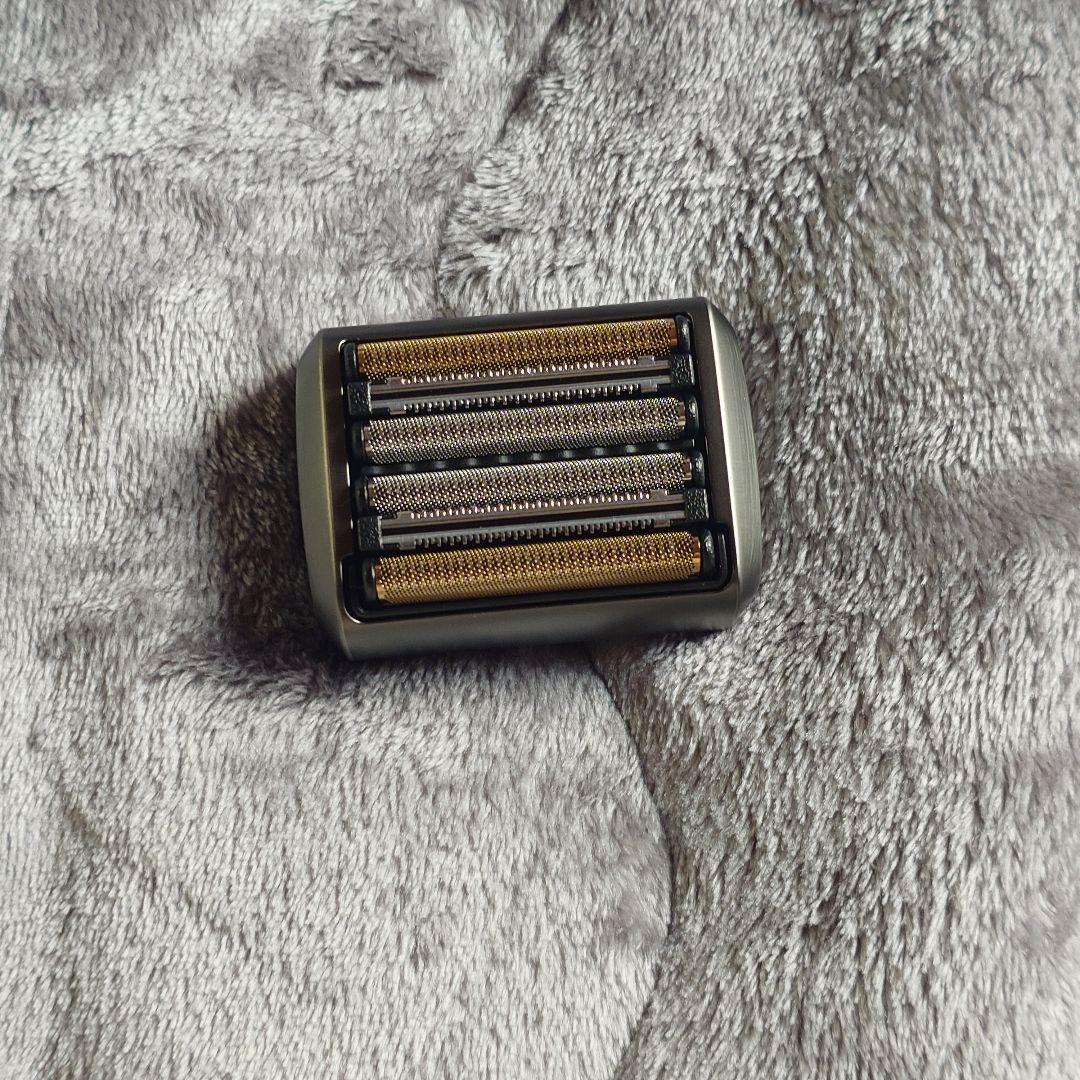 マクセルイズミ everedge エバーエッジ 6枚刃 IZF-E863W-K