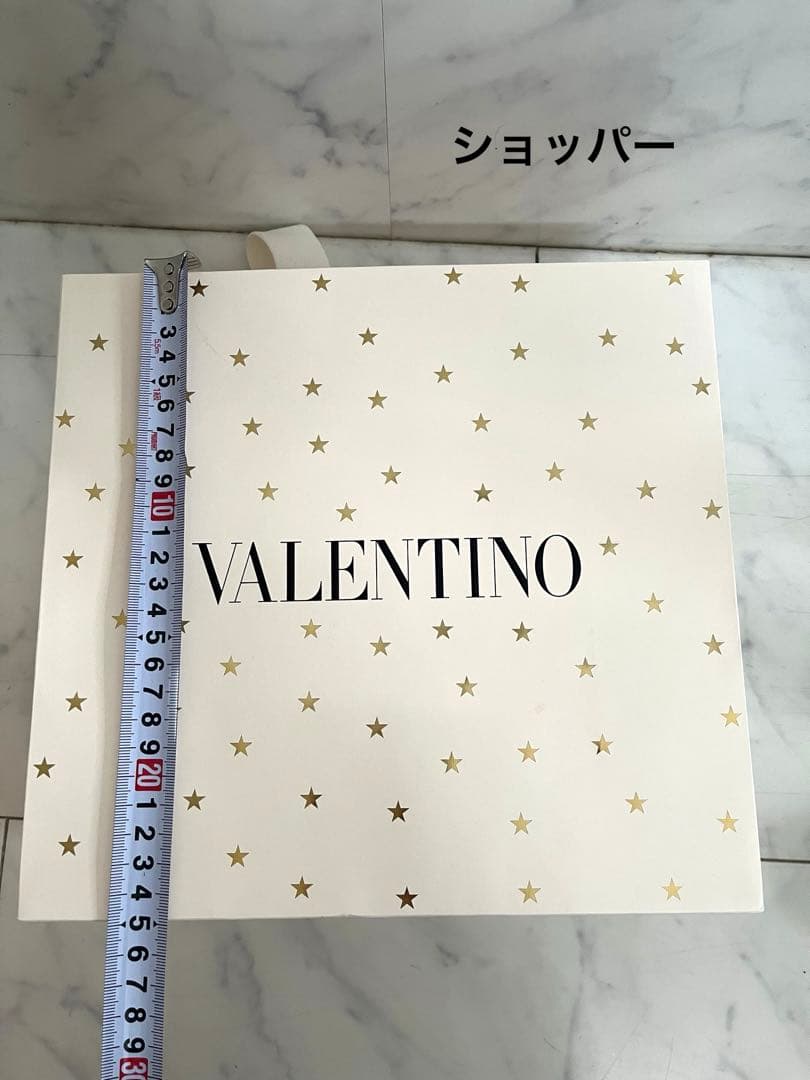 【新品】VALENTINO BORN IN ROMA ショッパーBOX付