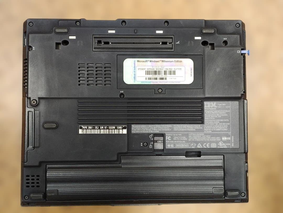 ジャンク品　希少品　IBM　ThinkPad i 1620 2661-2CJ