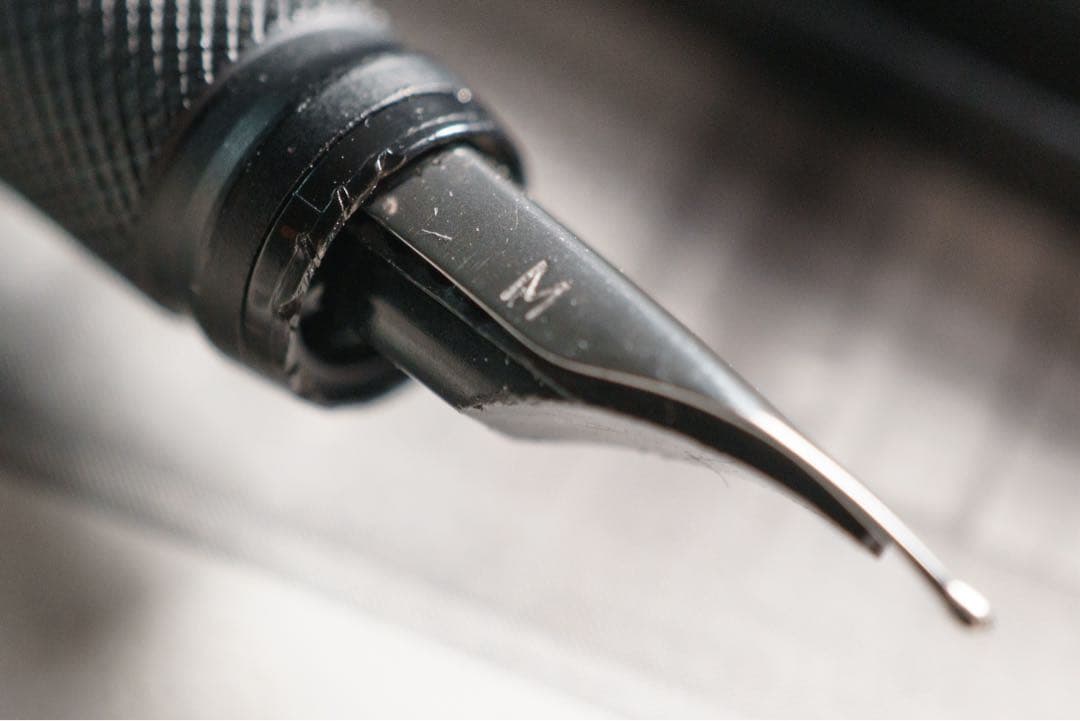 rotring 600 万年筆 黒 M