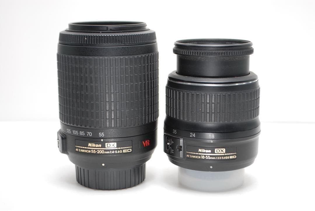 ⭐︎Nikon D3200⭐︎付属品豊富 コンパクト軽量 望遠レンズ付き