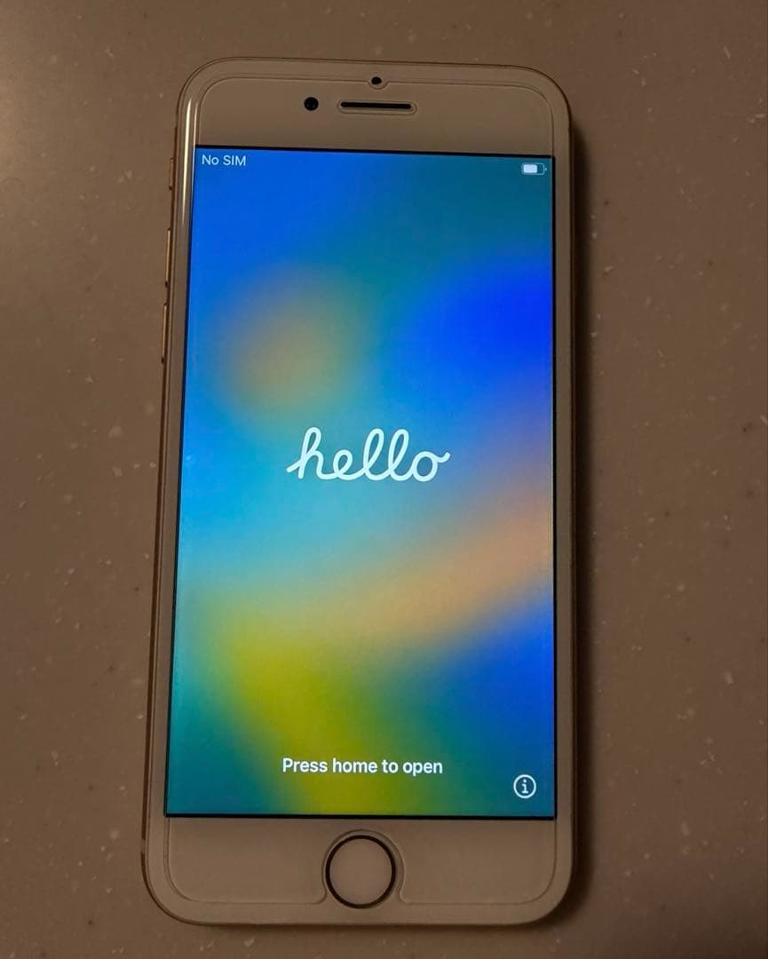 iPhone8 ゴールド iPhone 箱あり Apple SIMフリー