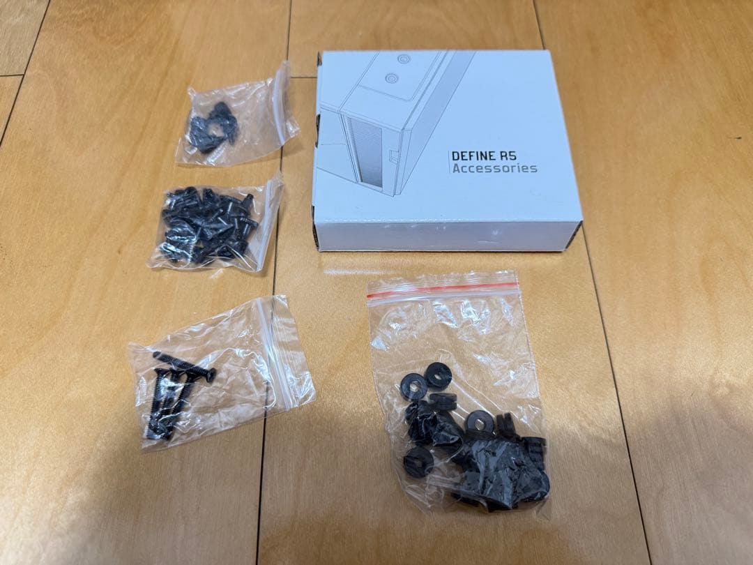 Define R5 CS4987 FD-CA-DEF-R5-BK PCケース