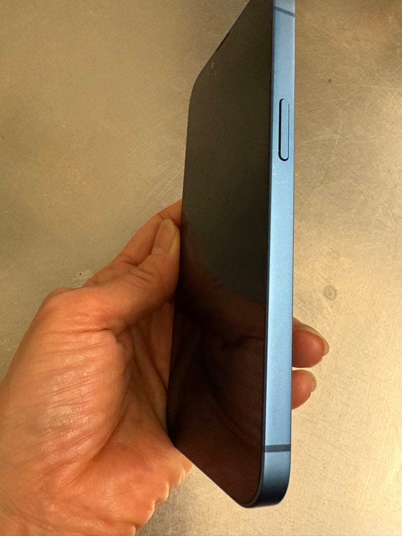 Apple iPhone 13 128GB 青　バッテリー89% 美品