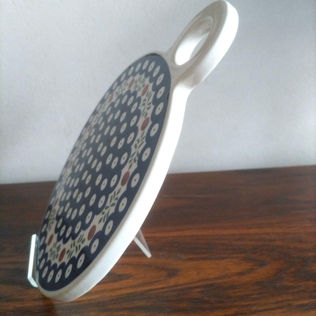 ポーリッシュポタリー ハンドル付カッティンクボード