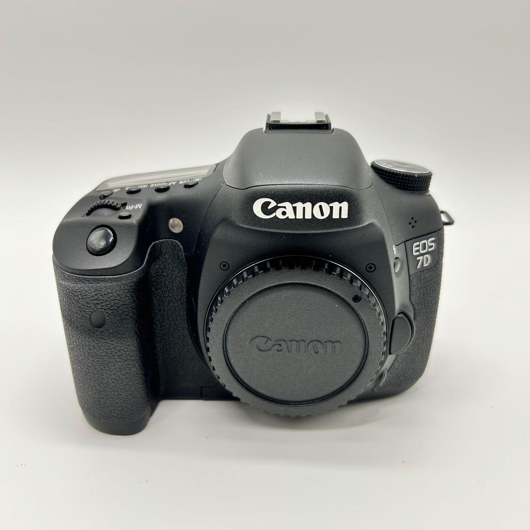 ★極美品★ Canon EOS 7D ボディ デジタル一眼レフ 付属品 箱付