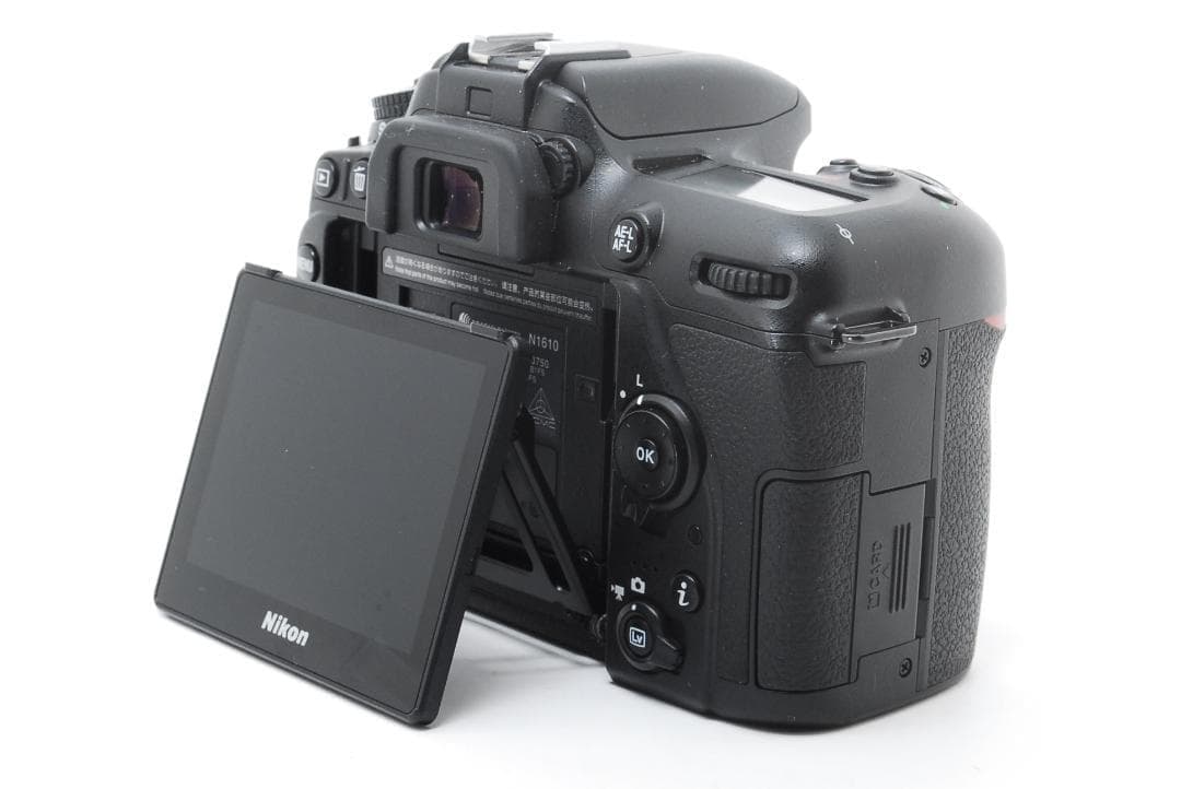 Nikon D7500 望遠付ダブルレンズ 高性能モデル
