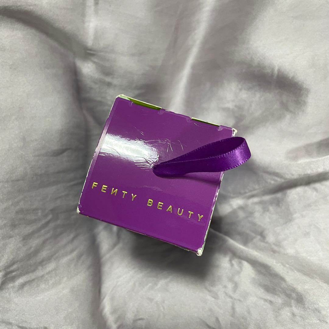 リップグロス fenty beauty gloss bomb crystal