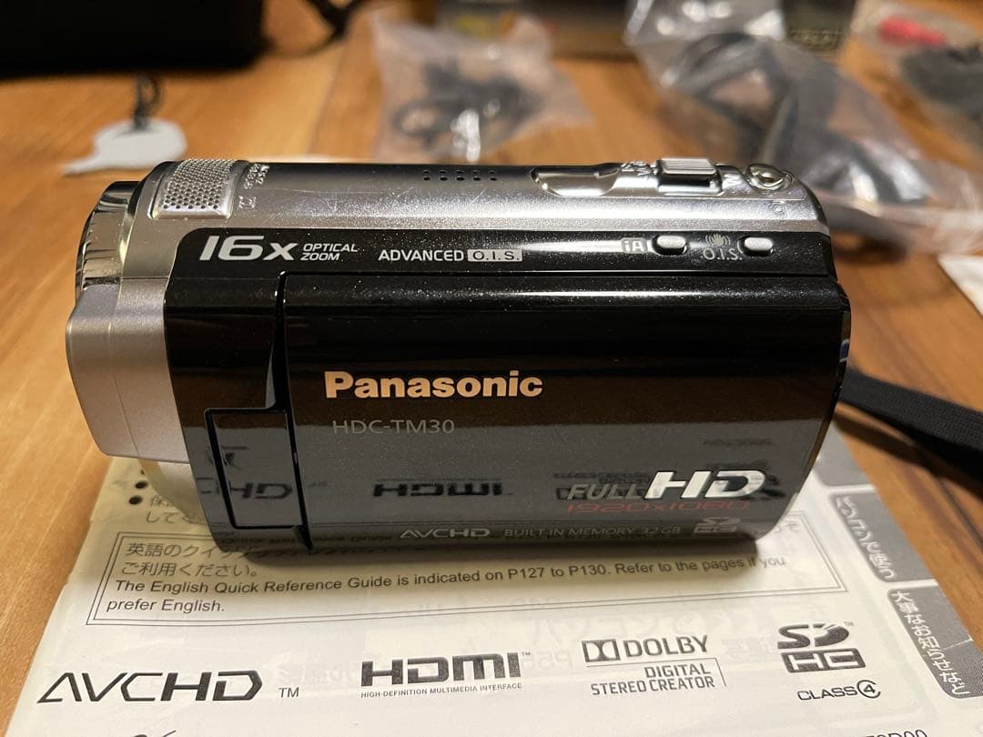 Panasonic HDC-TM30 フルHDビデオカメラ オマケ付き