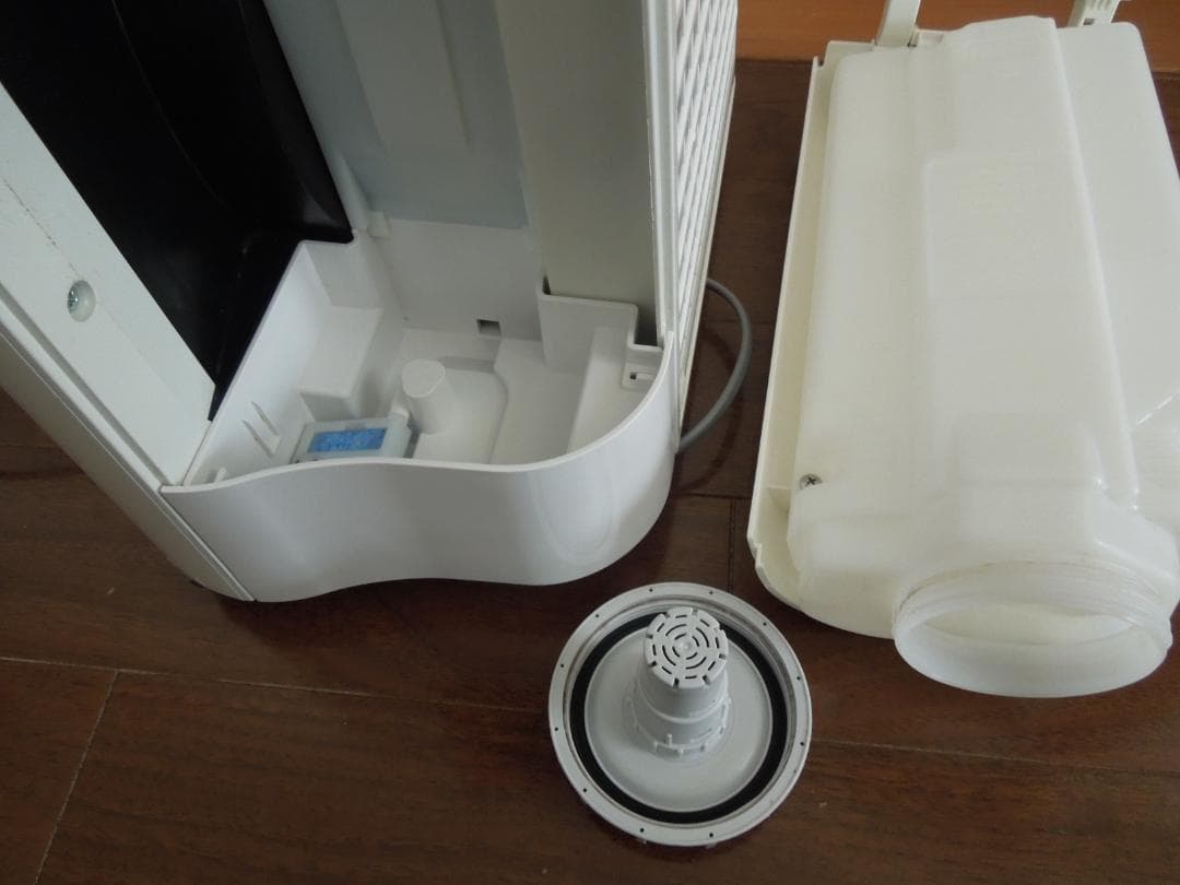 SHARP 加湿空気清浄機 KC-G50-W プラズマクラスター7000