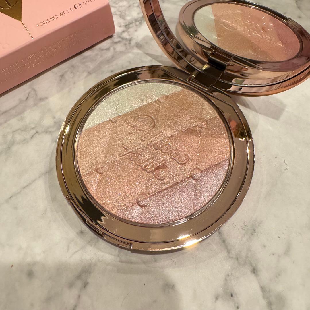 CHARLOTTE TILBURY ピロートーク ハイライター　ロマンスライト