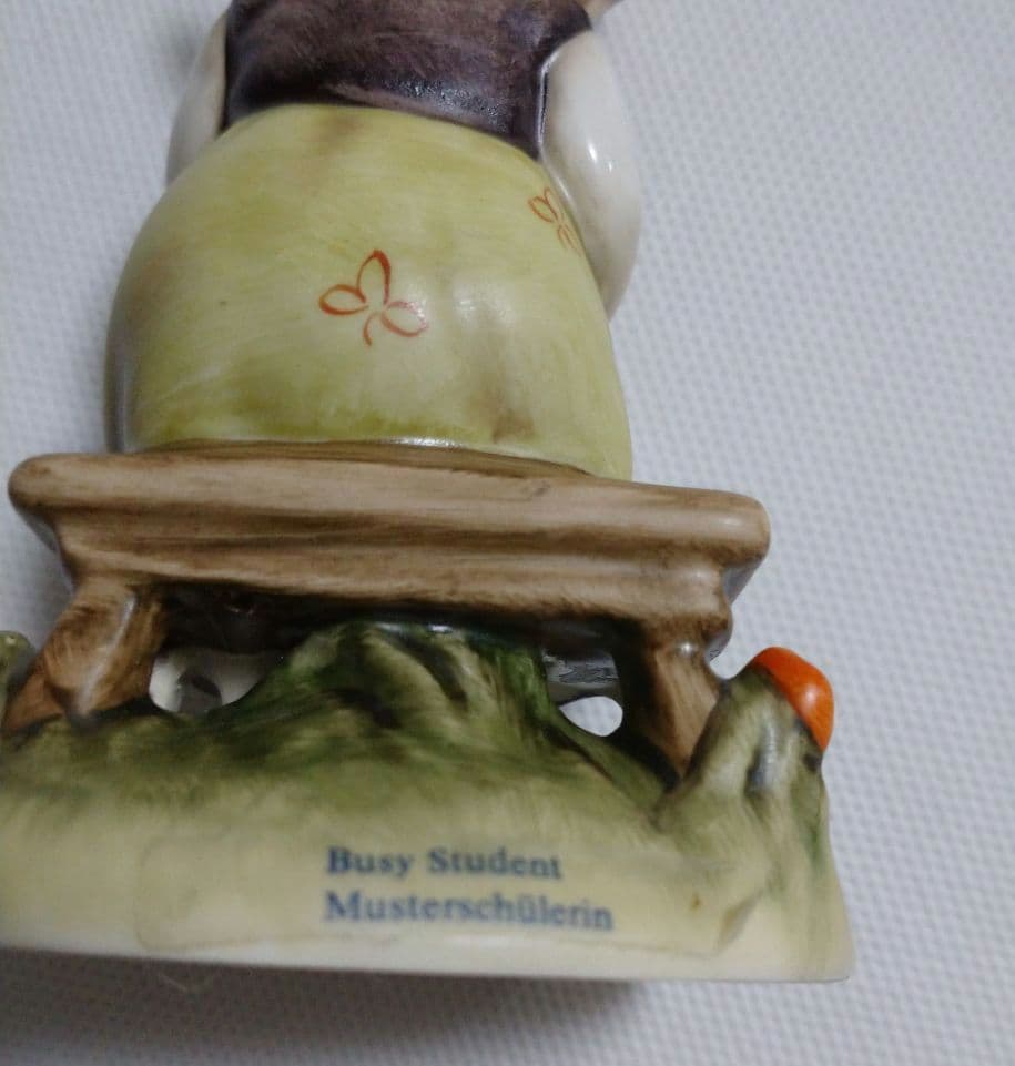 ゲーベル フンメル人形  フィギュリン 陶器 ドイツ