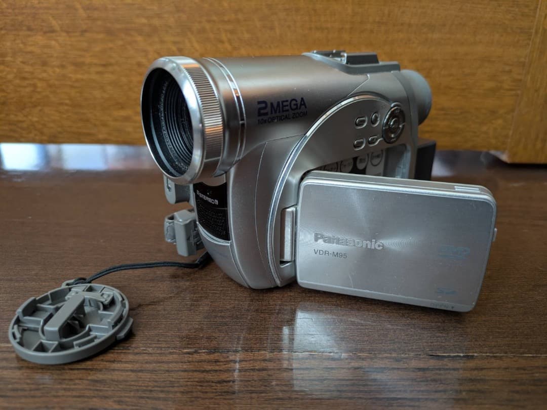 【動作確認済】Panasonic DVDビデオカメラ VDR -M95