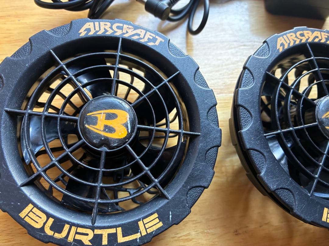 【BURTLE AIRCRAFT ファン＋バッテリーセット】AC300 17V
