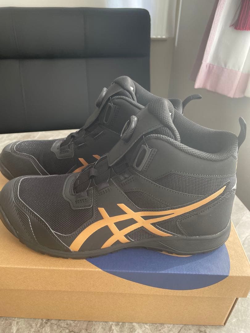 限定カラー 27.0 ASICS WINJOB CP214 ブラック/ゴールド
