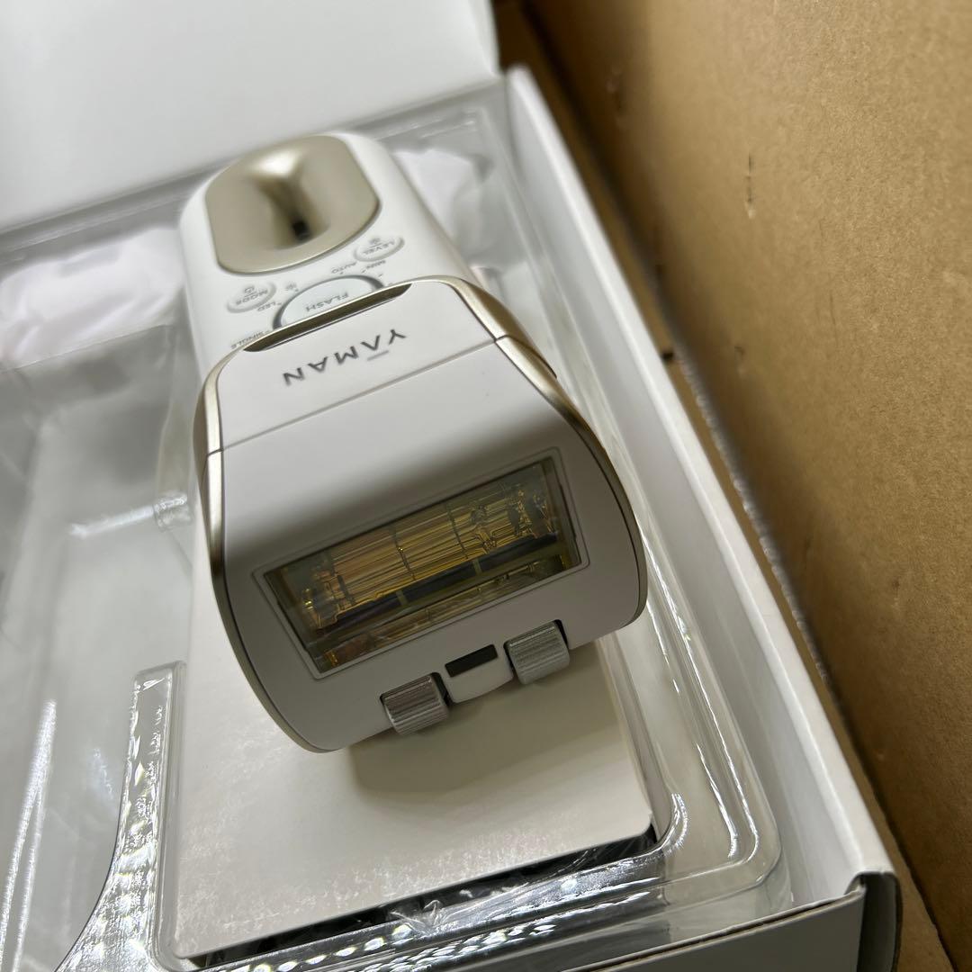 ヤーマン YJEA6W レイボーテ クールプロ ホワイト
