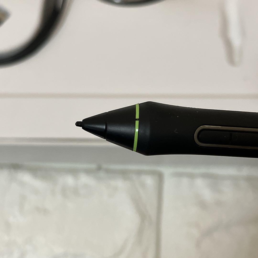 Wacom Intuos Pro Paper Edition ペンタブレット