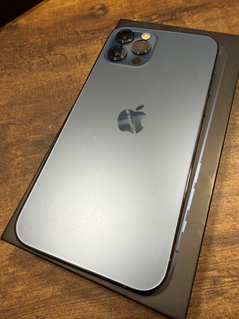 Apple iPhone 12 Pro 256GB パシフィックブルー 青84%