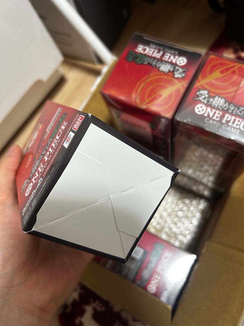 ワンピースカードOP-13受け継がれる意志box テープ付き　ラスト10box